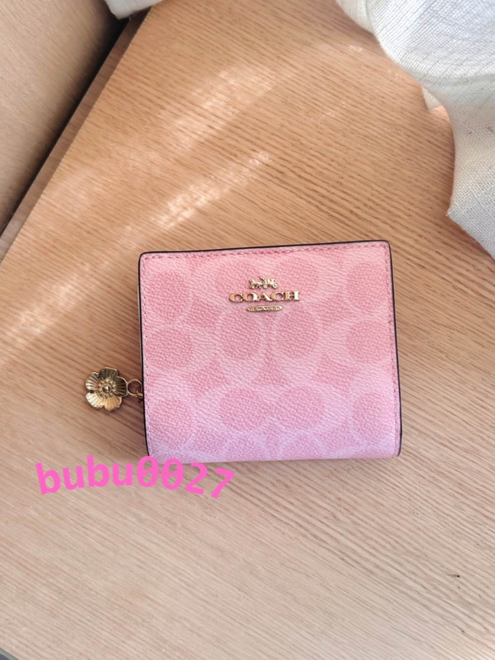 NWT🌸Coach Snap Wallet In Signature Canvas With Flower Charms Powder Pink CEC34